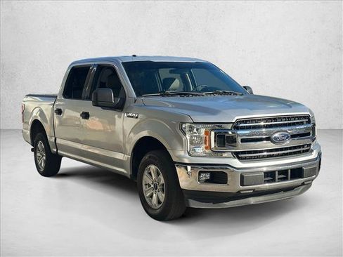 Used 2018 Ford F150 XLT image 3
