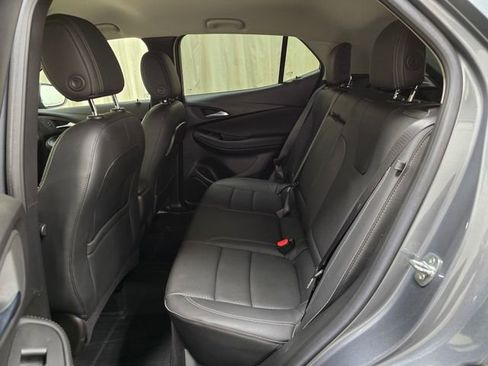 Used 2022 Buick Encore GX Essence AWD/4WD image 26