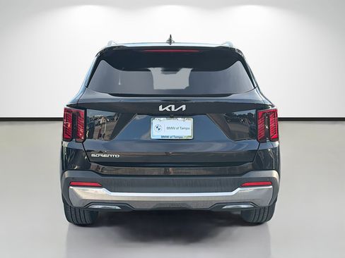 Used 2024 Kia Sorento SX FWD image 4