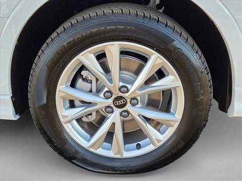 New 2025 Audi Q3 2.0T Premium image 10