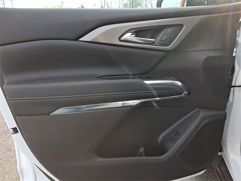 New 2026 Chevrolet Traverse LT w/ LPO, Floor Liner Package image 8