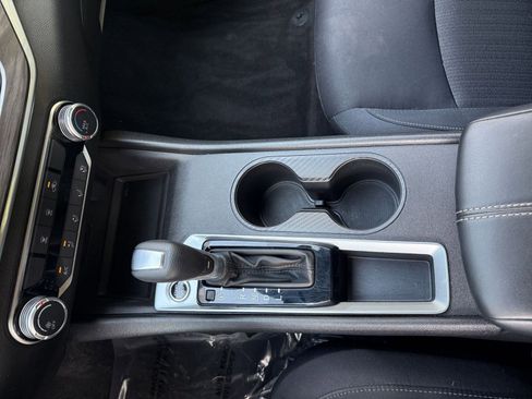 Used 2025 Nissan Altima 2.5 SV image 35