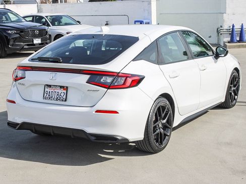 Used 2022 Honda Civic Sport image 9