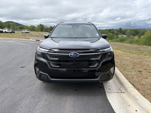 New 2026 Subaru Forester Touring AWD/4WD image 2