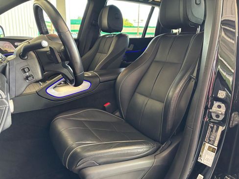 Used 2023 Mercedes-Benz Maybach GLS 600 4MATIC image 17