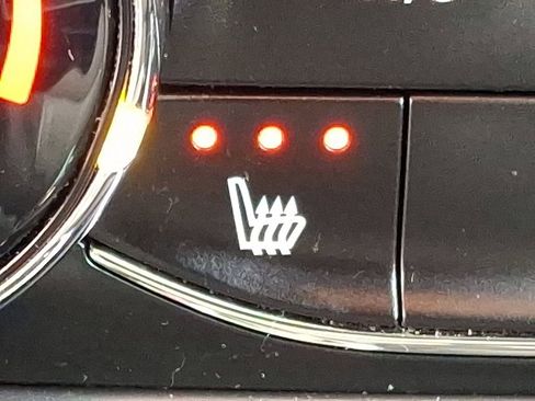 Used 2022 Chevrolet TrailBlazer RS image 24