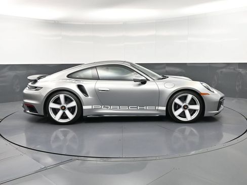 Certified 2025 Porsche 911 Turbo AWD/4WD image 9