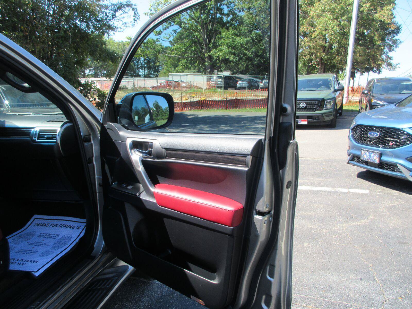 Used 2022 Lexus GX 460 Premium w/ Premium Plus Package AWD/4WD image 15