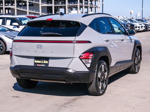 Used 2024 Hyundai Kona SEL FWD image 4