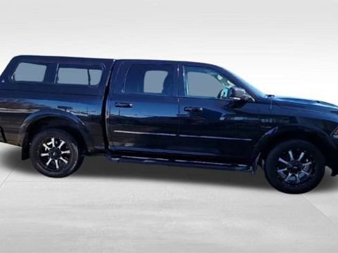 Used 2015 RAM 1500 Sport w/ Black Ram 1500 Sport Group image 9