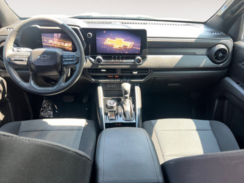 Used 2023 Chevrolet Colorado Trail Boss w/ Technology Package image 10