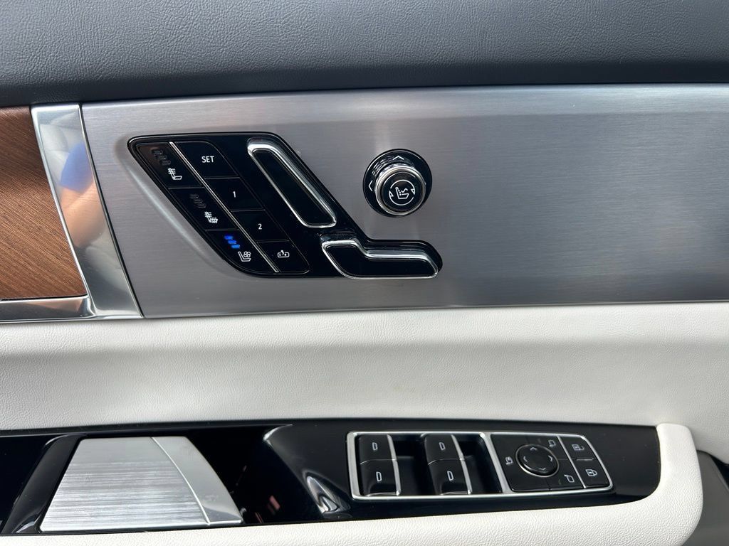 Used 2026 Cadillac Vistiq Sport AWD/4WD image 58