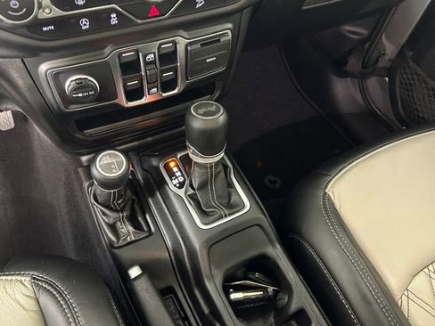 Used 2021 Jeep Wrangler Unlimited Sahara w/ LED Lighting Group image 21