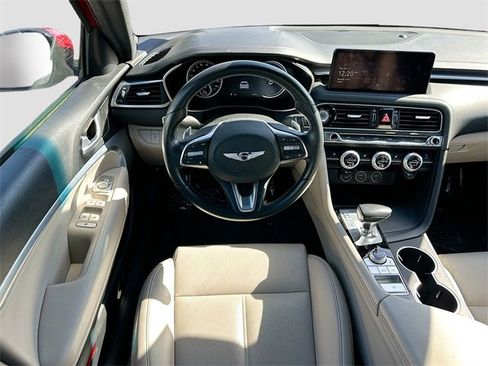 Used 2023 Genesis G70 2.0T image 22