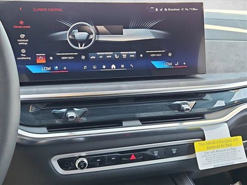 New 2026 BMW X5 xDrive40i w/ Climate Comfort Package AWD/4WD image 12