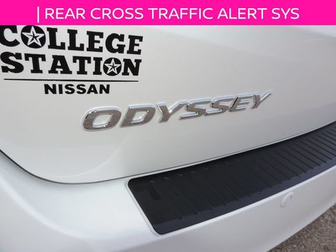 Used 2024 Honda Odyssey Elite image 12