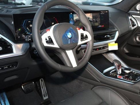 Used 2024 BMW XM image 12