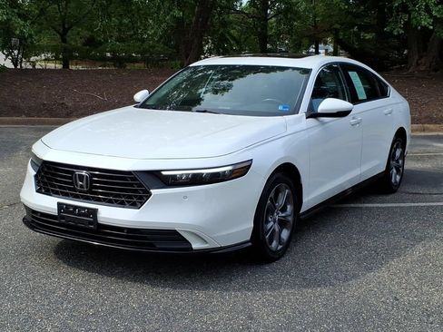 Used 2023 Honda Accord EX-L image 5