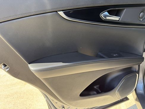 Used 2021 Lincoln Nautilus Reserve w/ Equipment Group 201A image 24