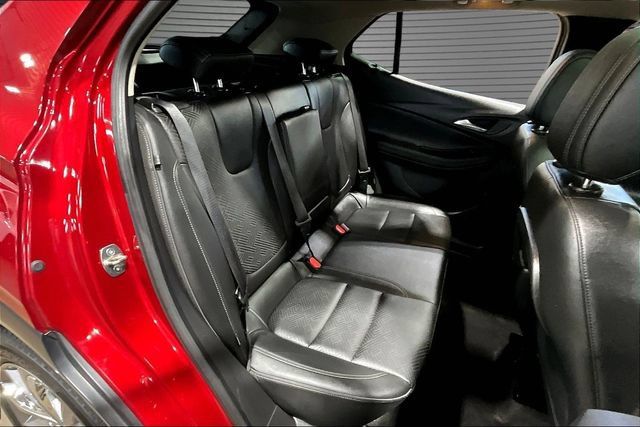 Used 2020 Buick Encore GX Essence w/ Experience Buick Package FWD image 22