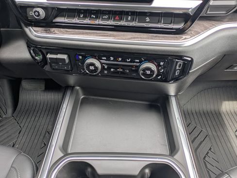 Used 2025 Chevrolet Silverado 2500 LTZ w/ Trail Boss Package AWD/4WD image 19