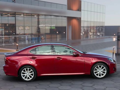 Used 2013 Lexus IS 250 w/ Premium Pkg Value Edition RWD image 9