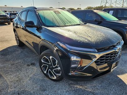 Used 2025 Chevrolet Trax RS w/ Driver Confidence Package