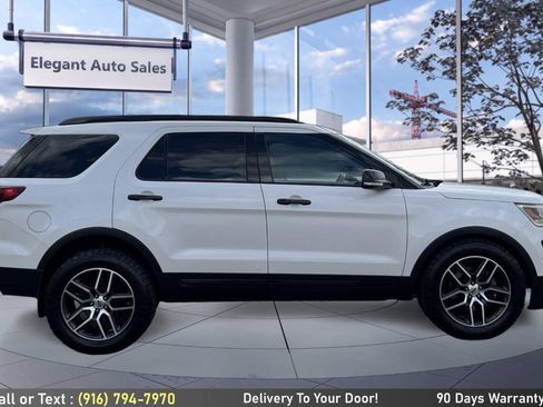 Used 2016 Ford Explorer Sport w/ Equipment Group 401A AWD/4WD image 4