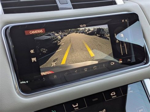 Used 2021 Land Rover Range Rover Sport HSE Silver Edition image 23