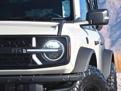 New 2025 Ford Bronco Badlands AWD/4WD image 15