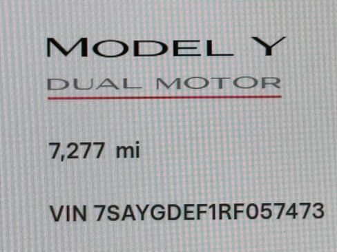 Used 2024 Tesla Model Y Performance image 28