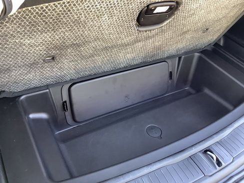 Used 2024 Jeep Grand Cherokee L Limited w/ Luxury Tech Group II image 36