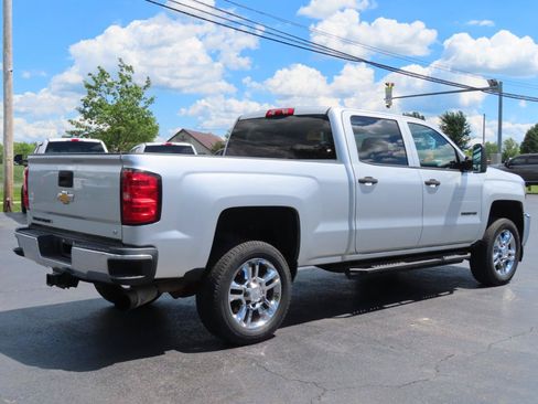 Used 2015 Chevrolet Silverado 2500 LT AWD/4WD image 6