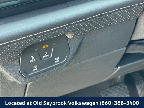 Used 2024 Volkswagen Atlas SE AWD/4WD image 38