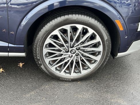 Used 2026 Hyundai Palisade Calligraphy image 13