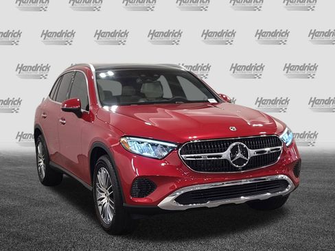 New 2026 Mercedes-Benz GLC 300 image 2