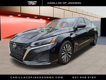 Used 2025 Nissan Altima 2.5 SV