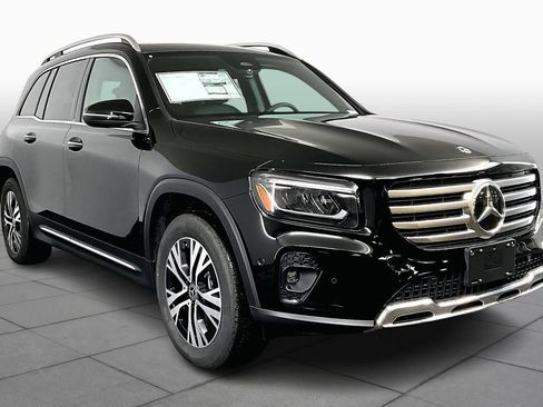 New 2026 Mercedes-Benz GLB 250 image 2