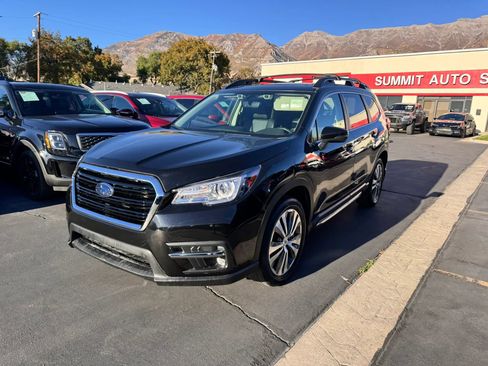 Used 2022 Subaru Ascent Limited w/ Technology Package AWD/4WD image 8