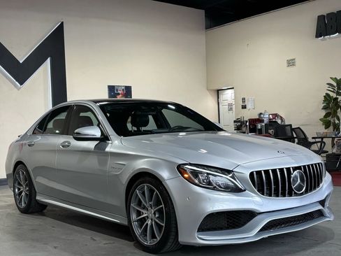 Used 2016 Mercedes-Benz C 63 AMG Sedan image 2