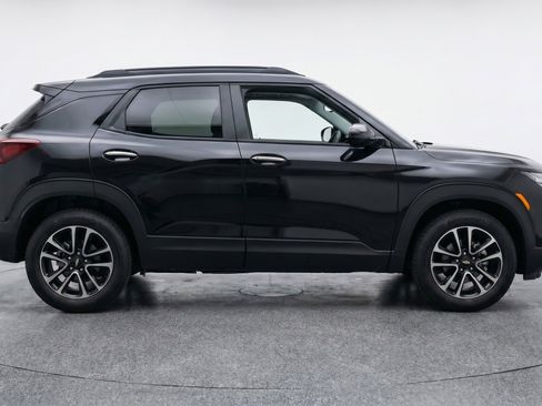 Used 2025 Chevrolet TrailBlazer LT w/ Driver Confidence Package AWD/4WD image 11