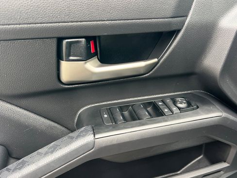 Used 2024 Toyota Tacoma TRD Off-Road w/ TRD Off Road Upgrade Package image 8