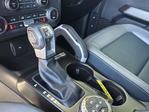 Used 2023 Ford Bronco Outer Banks image 25