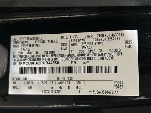 Used 2024 Ford Escape ST-Line Elite w/ Premium Technology Package image 31