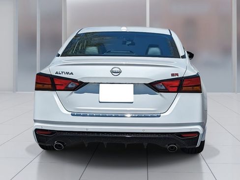 New 2025 Nissan Altima 2.5 SR image 4