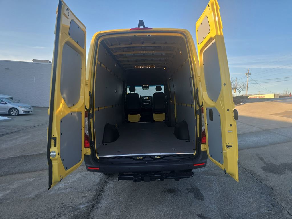 New 2026 Mercedes-Benz Sprinter 2500 image 21