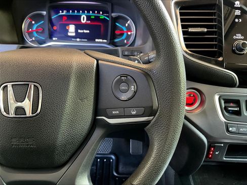 Used 2021 Honda Pilot EX image 12