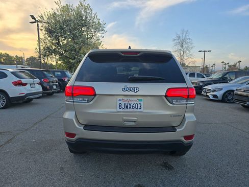 Used 2014 Jeep Grand Cherokee Laredo w/ Quick Order Package 23E image 6