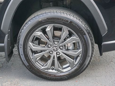 Used 2024 Toyota RAV4 XLE Premium image 10