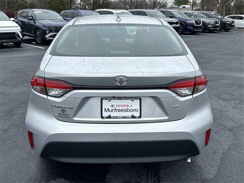 Used 2025 Toyota Corolla LE image 5